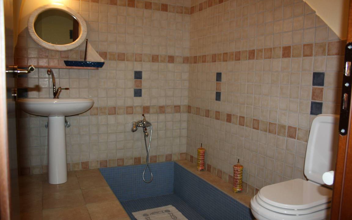 Photo of Bathroom in Milatos