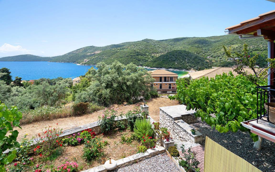Photo of Others in Mikros Gialos