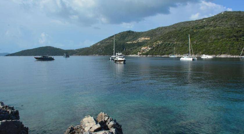 Photo of Others in Mikros Gialos