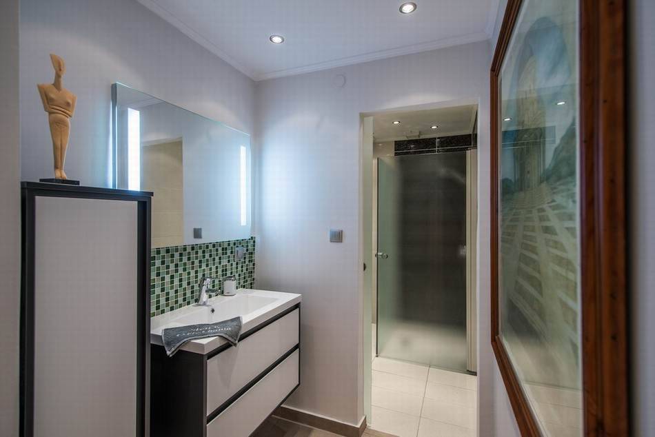 Photo of Bathroom in Kalathas