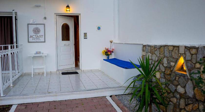 Photo of Others in Skiathos Town