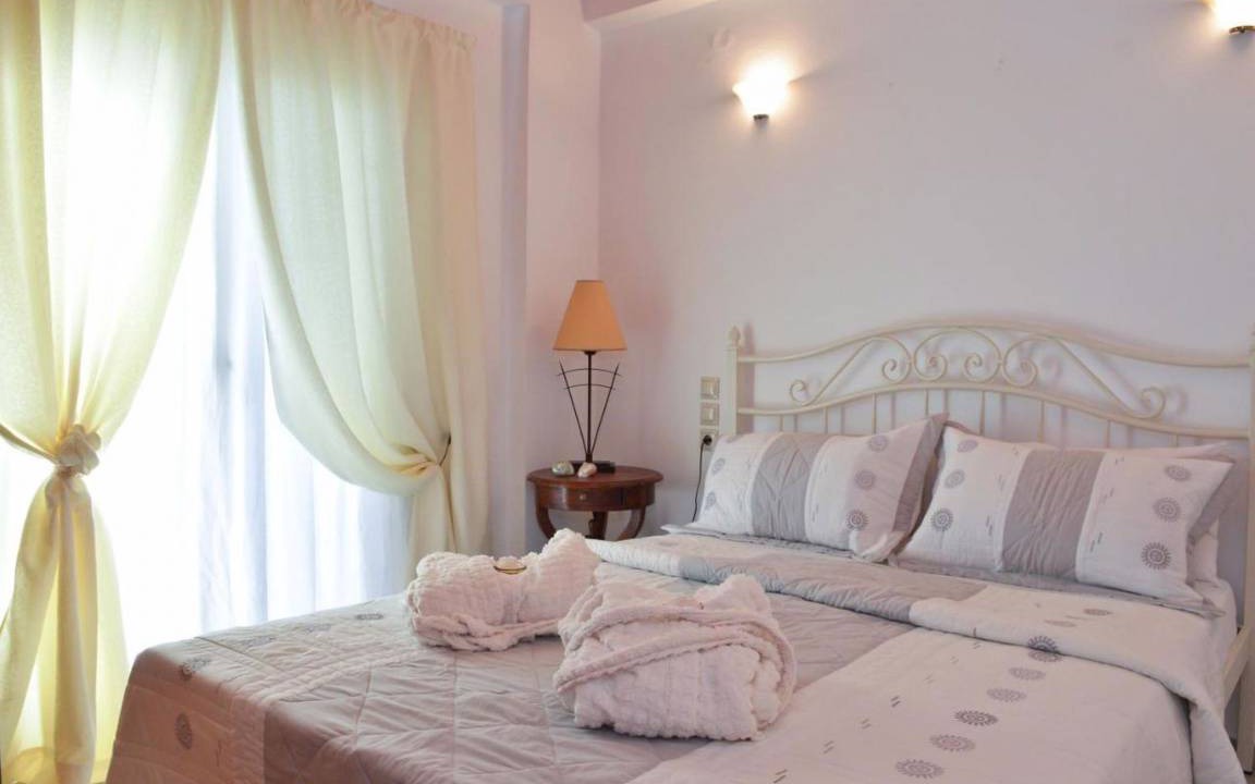 Photo of Bedroom in Lakopetra