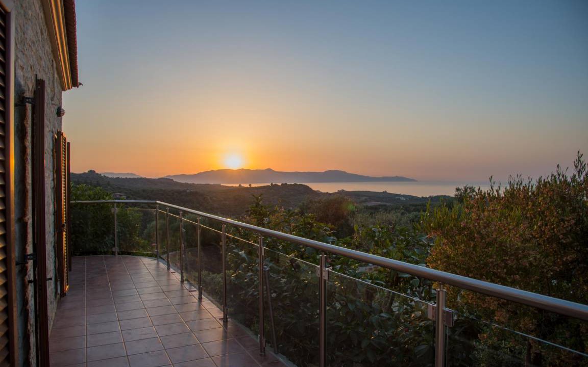 Photo of Patio Balcony in Stalos