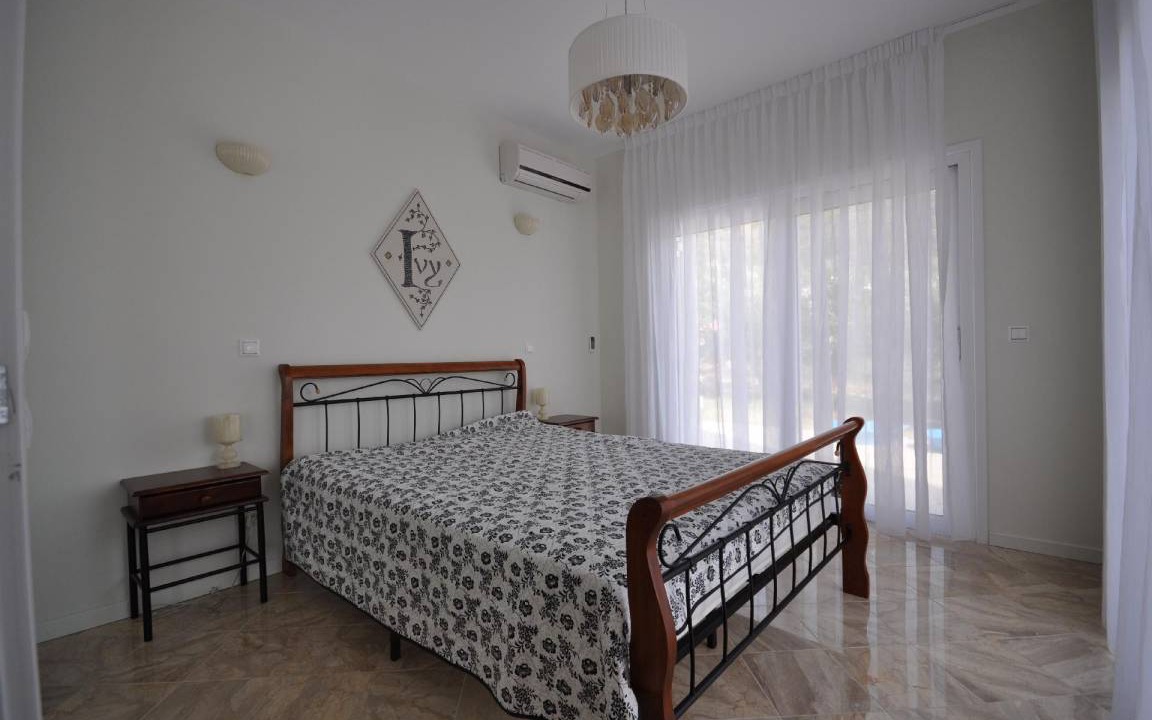 Photo of Bedroom in Kandia