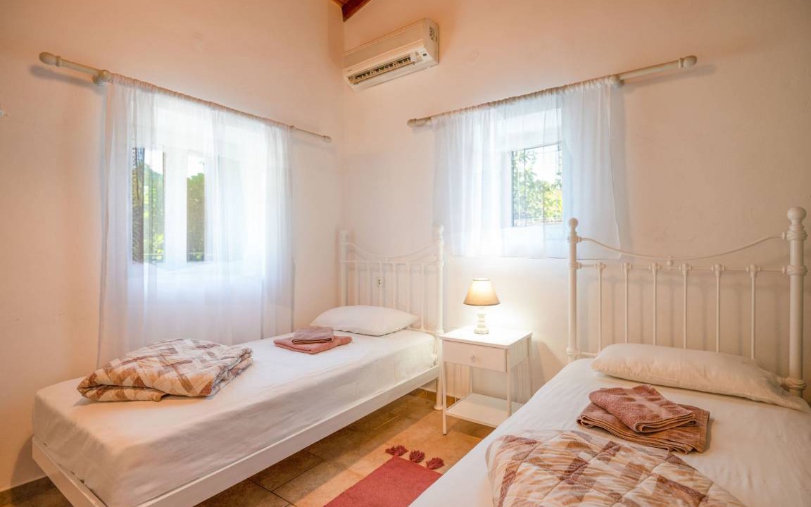 Photo of Bedroom in Koutsi