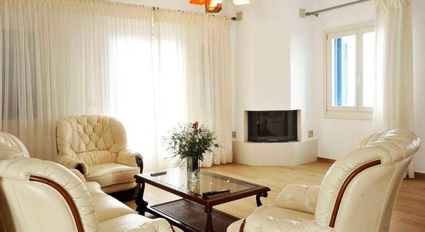 Photo of Livingroom in Mpatsi