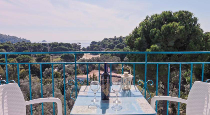 Photo of Patio Balcony in Koukounaries