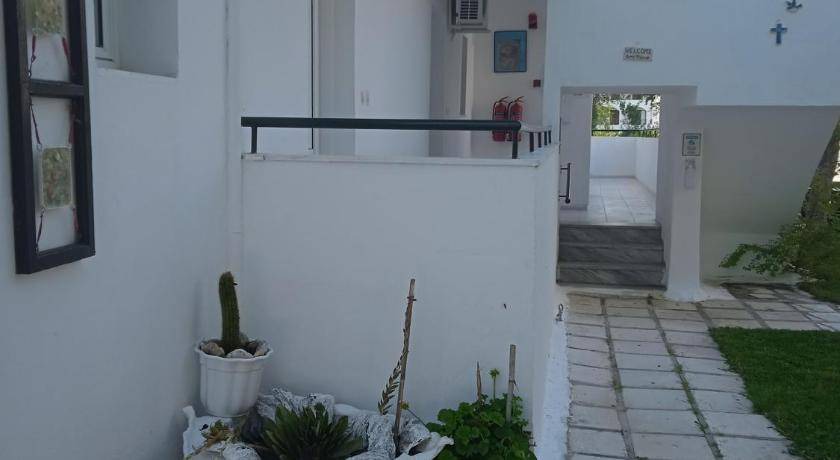 Photo of Others in Skala Fourkas