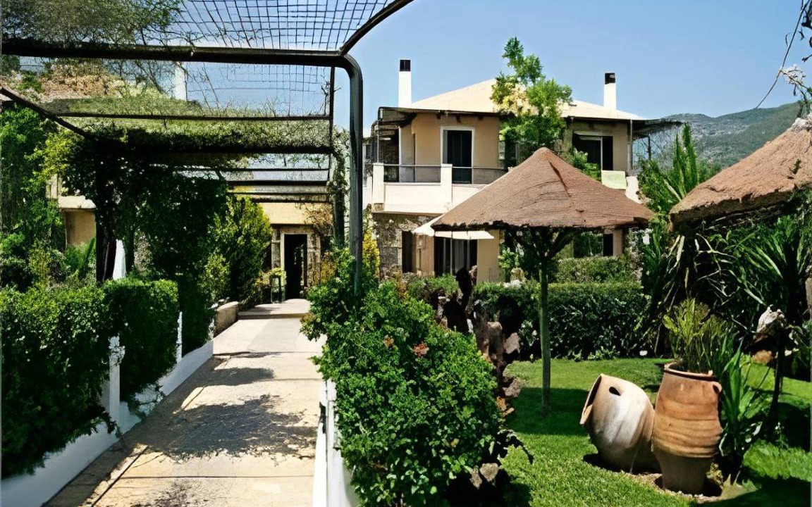 Photo of Others in Melissopetra