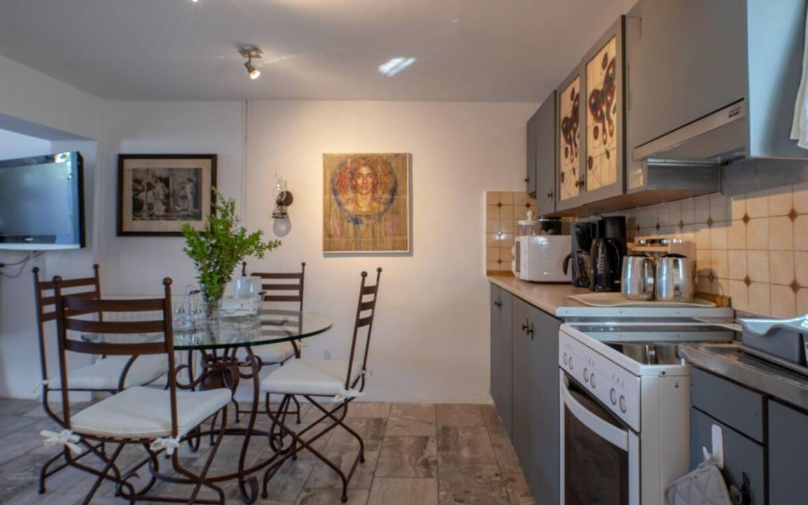 Photo of Kitchen in Kardhakata