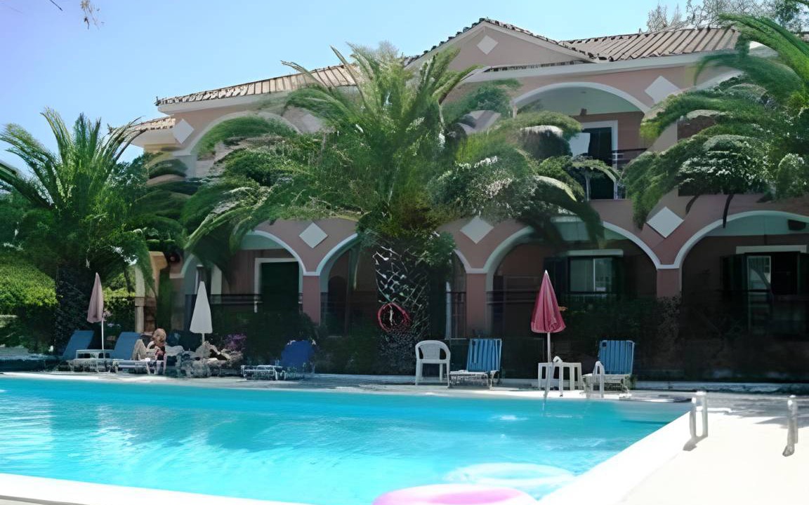 Photo of Others in Alikanas
