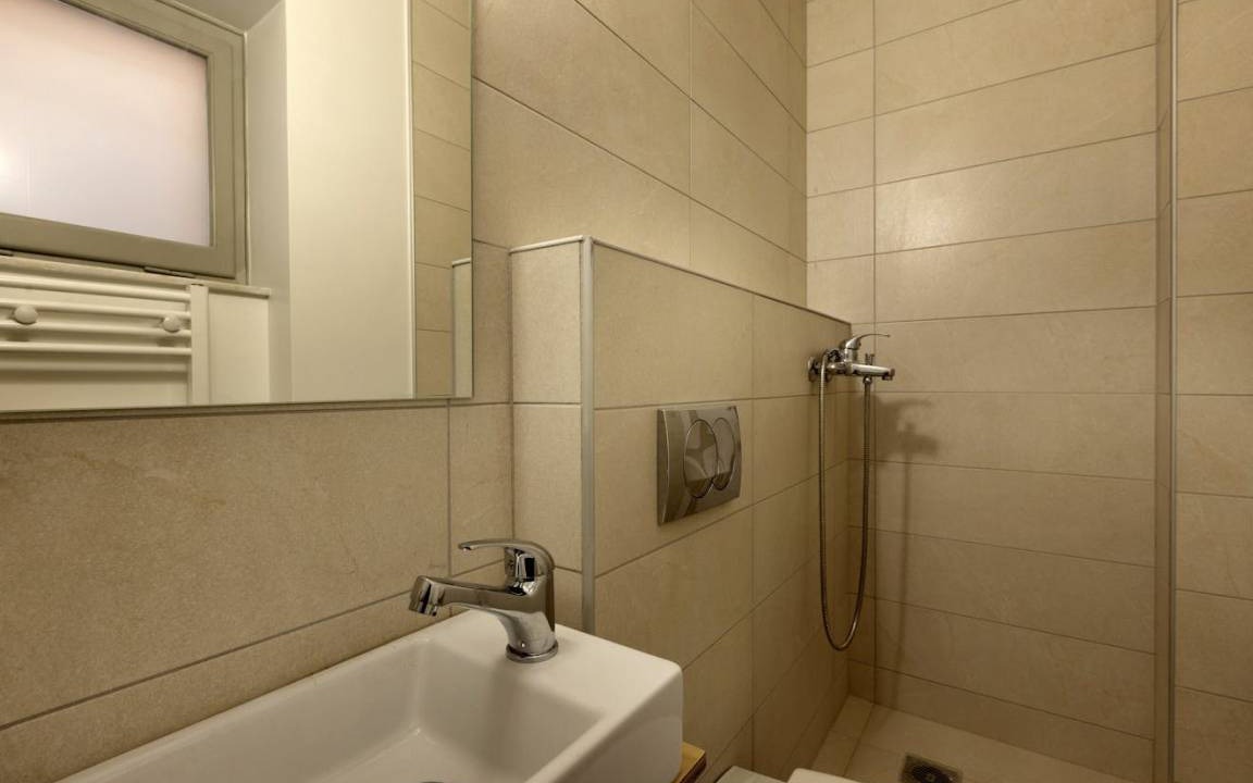 Photo of Bathroom in Platia Viktorias