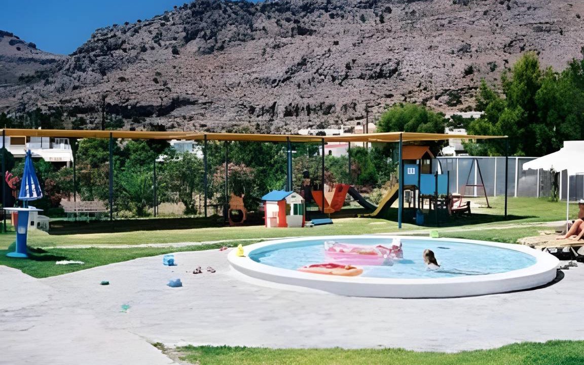 Photo of Others in Pefkos