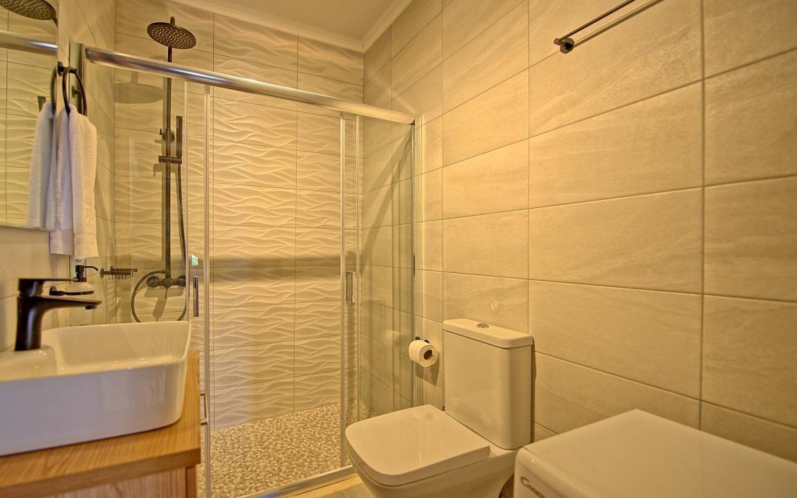 Photo of Bathroom in Embrosneros