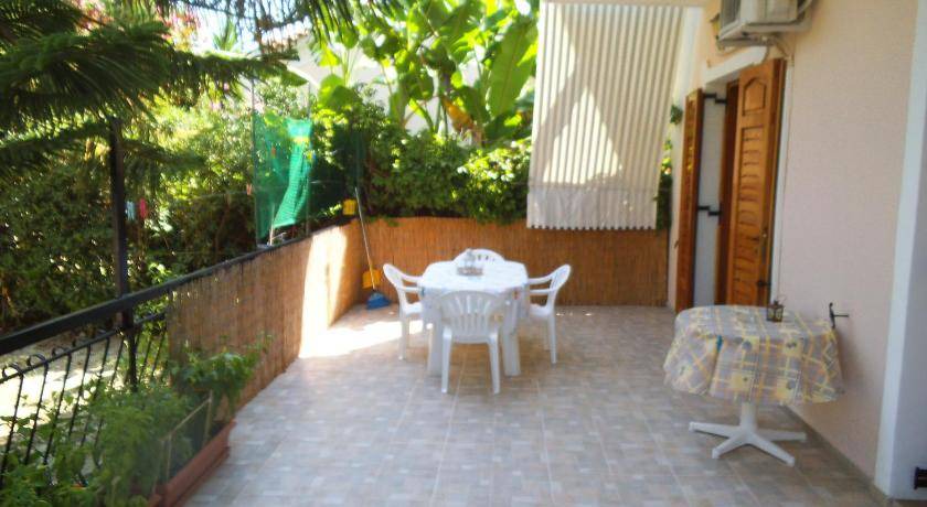 Photo of Patio Balcony in Kalamaki