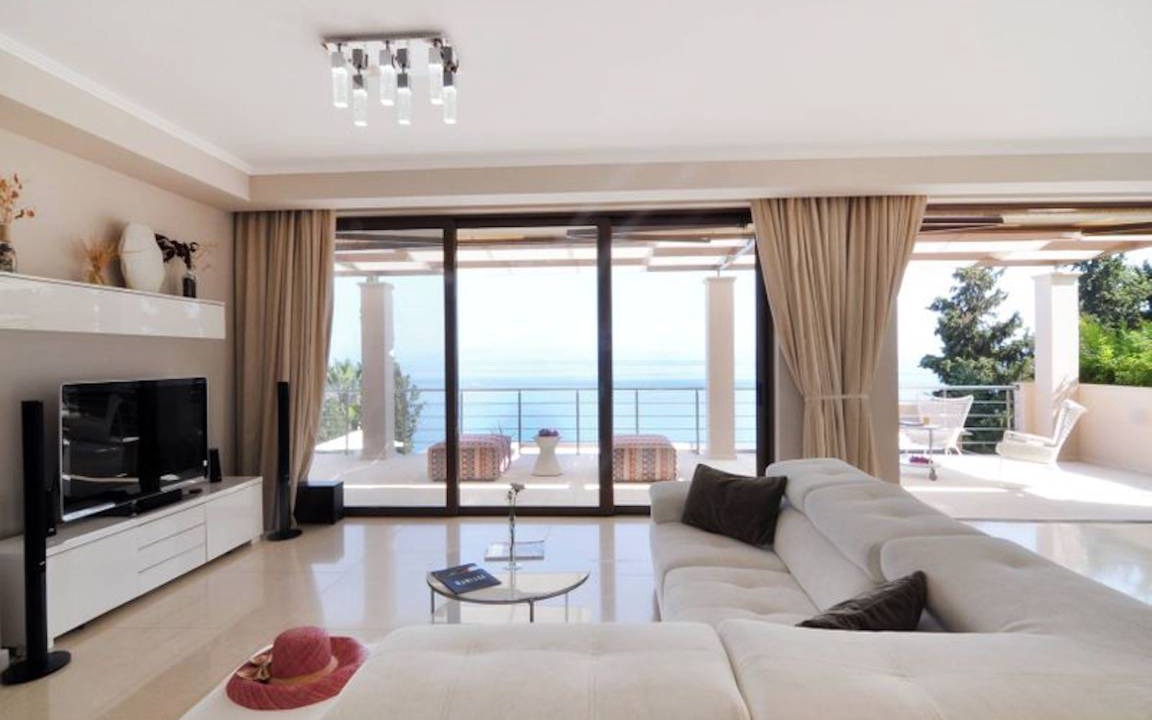 Photo of Livingroom in Perama