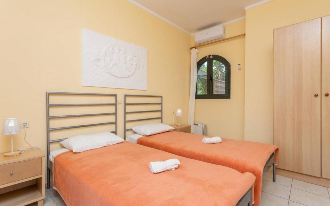 Photo of Bedroom in Lakka