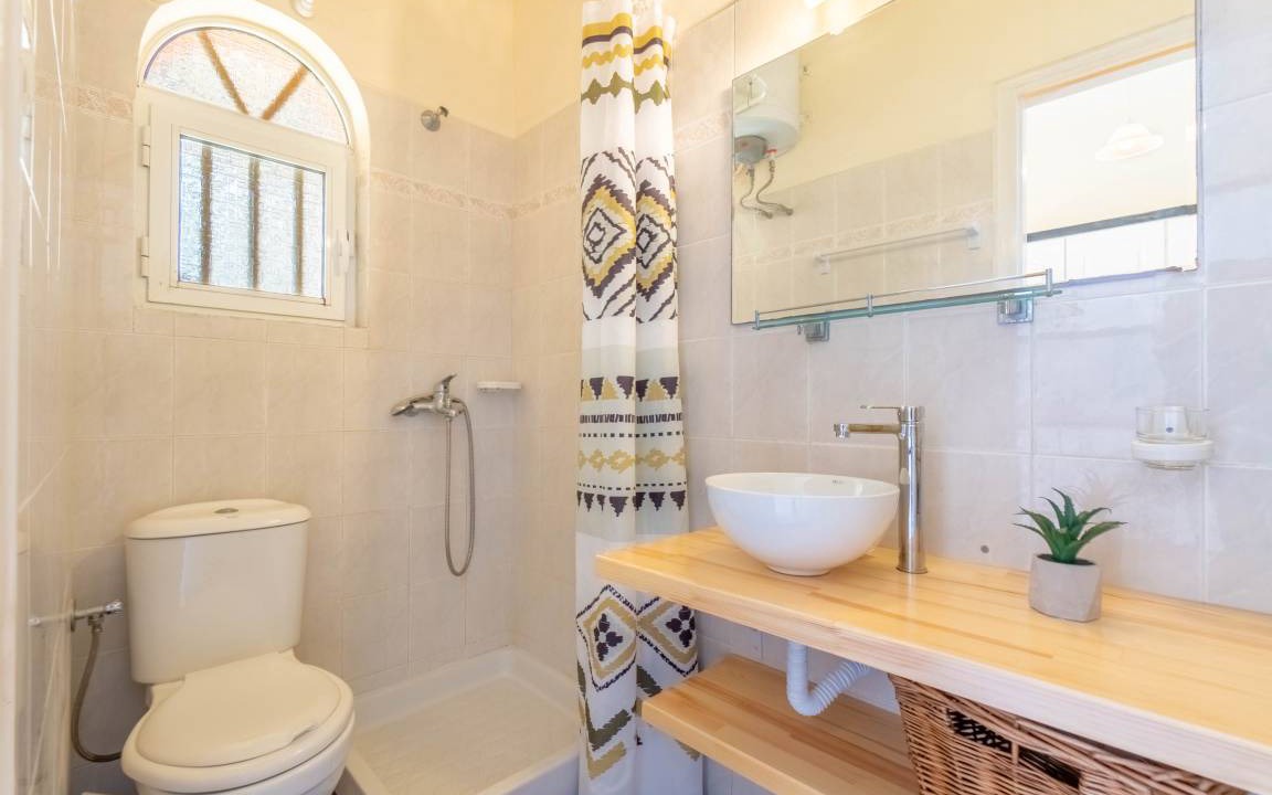Photo of Bathroom in Agia Pelagia Chlomou