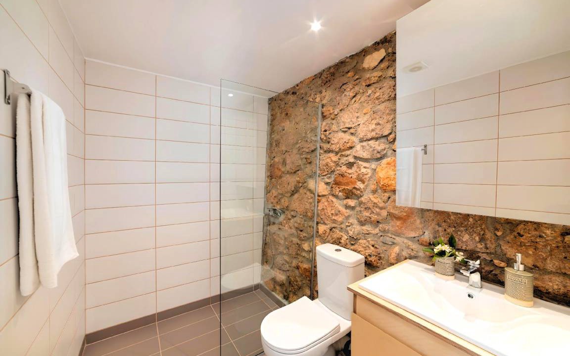 Photo of Bathroom in Vathi