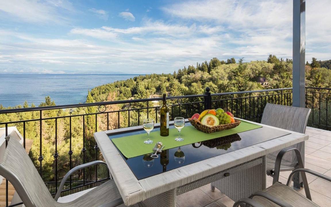 Photo of Patio Balcony in Koutsi