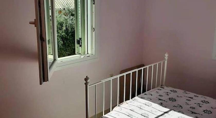 Photo of Bedroom in Mikros Gialos