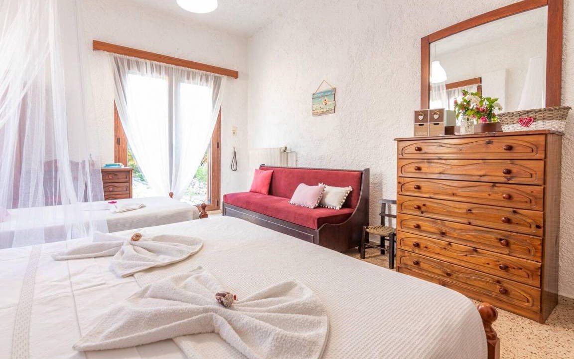 Photo of Bedroom in Avdou