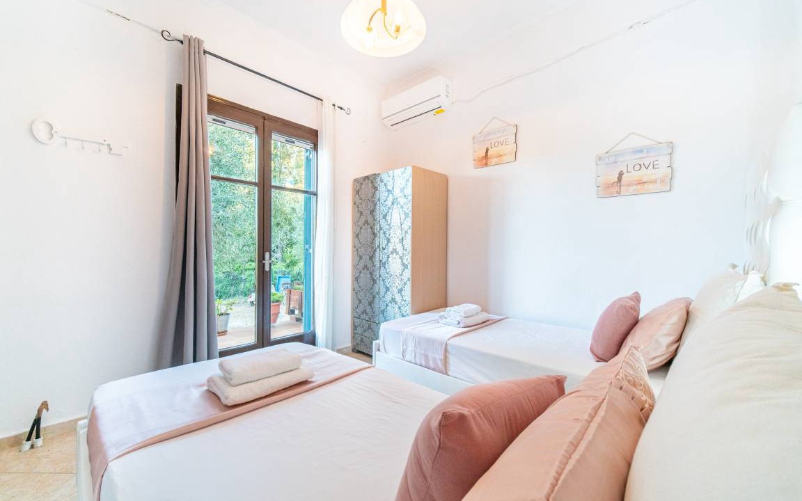 Photo of Bedroom in Argyrades