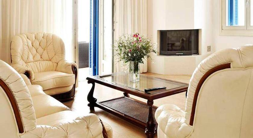 Photo of Livingroom in Mpatsi