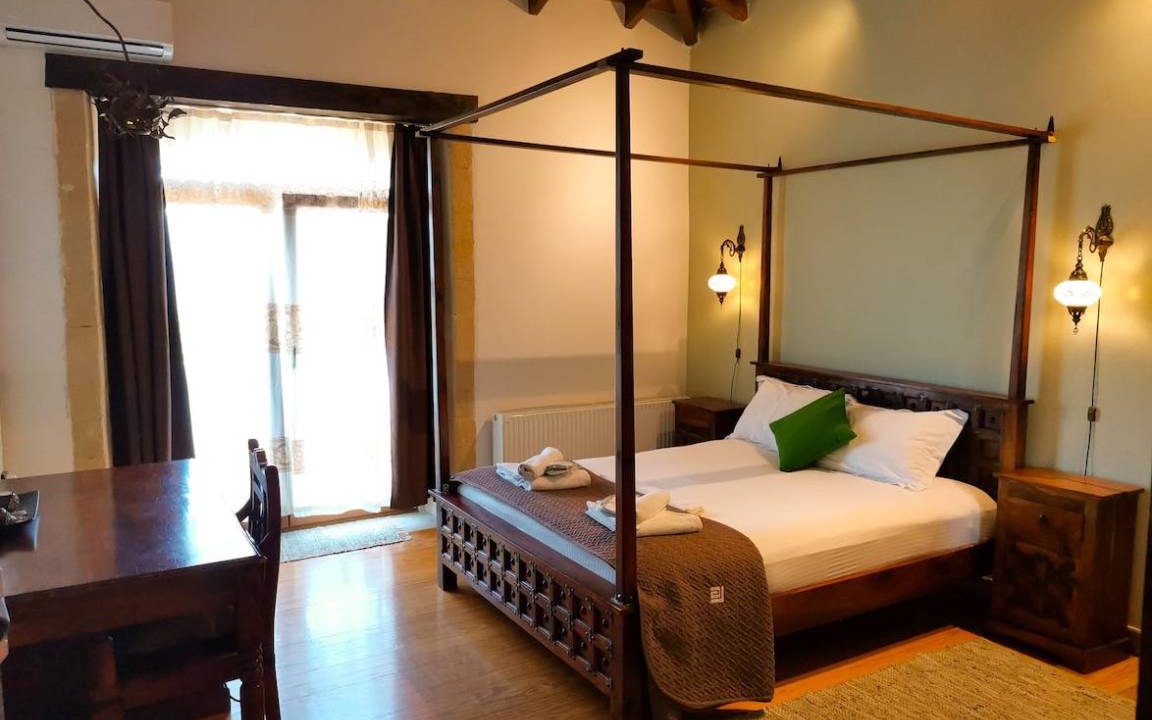 Photo of Bedroom in Armenoi