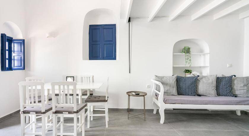 Photo of Others in Oia