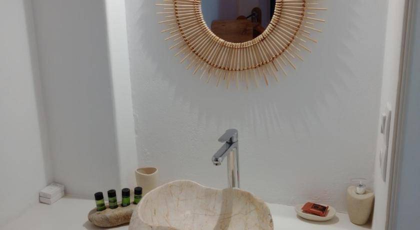 Photo of Bathroom in Anafi