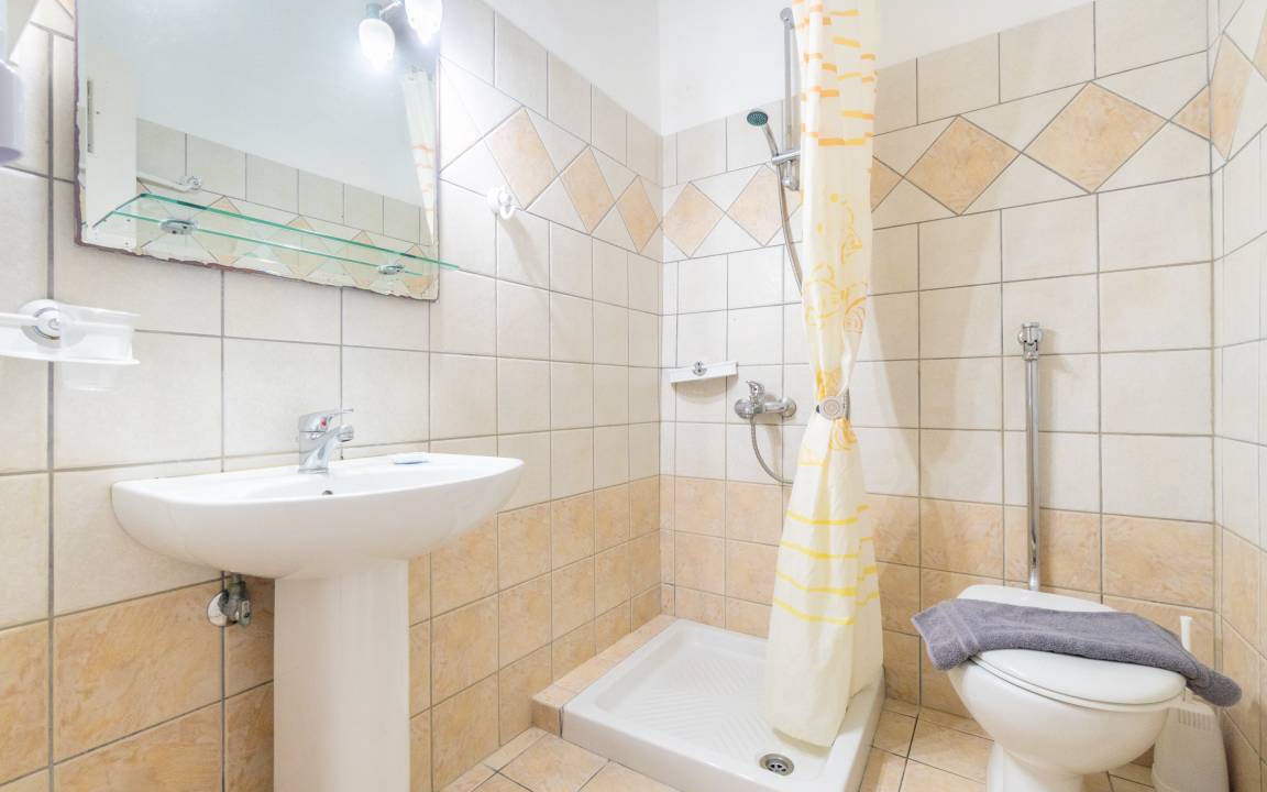 Photo of Bathroom in Roda