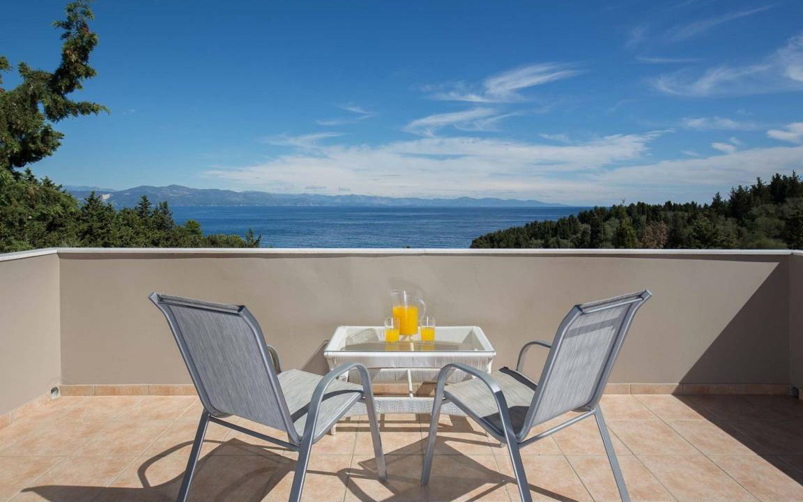 Photo of Patio Balcony in Koutsi