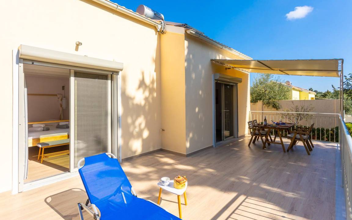 Photo of Patio Balcony in Koutsi