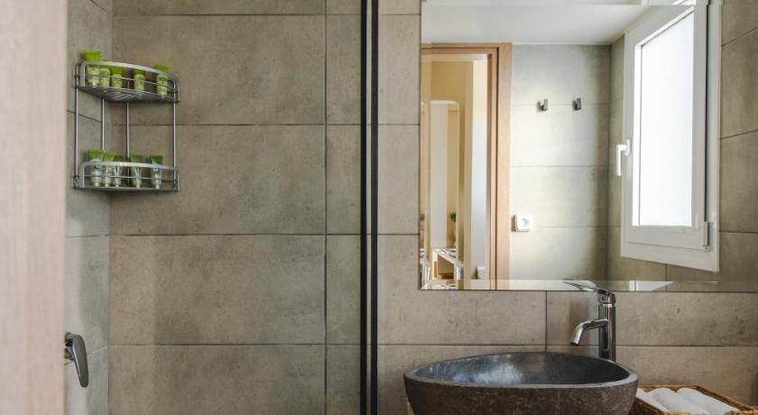 Photo of Bathroom in Monastiraki