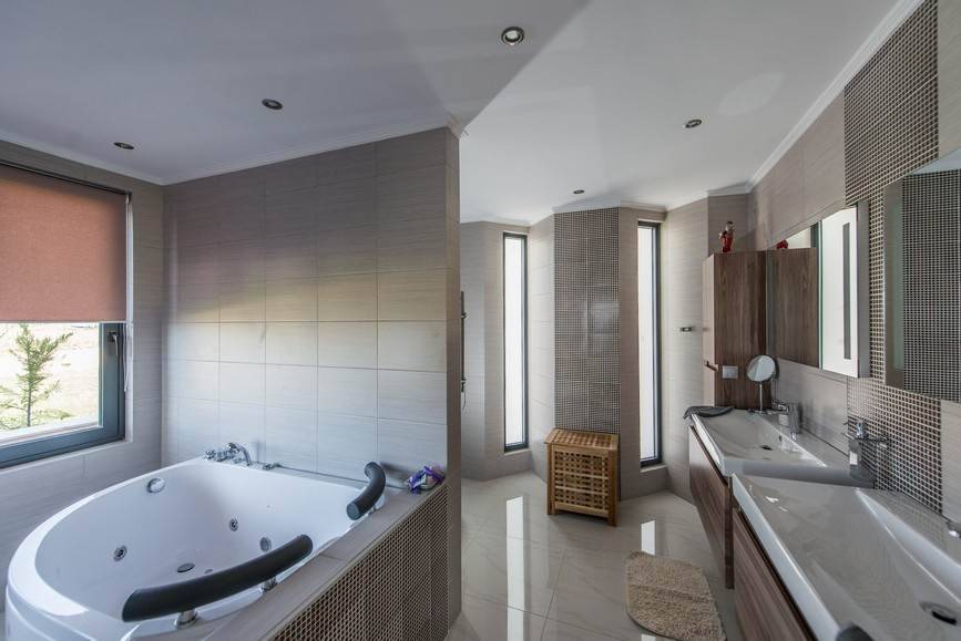 Photo of Bathroom in Kalathas