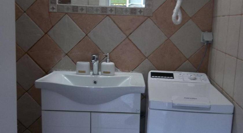 Photo of Bathroom in Karvelas