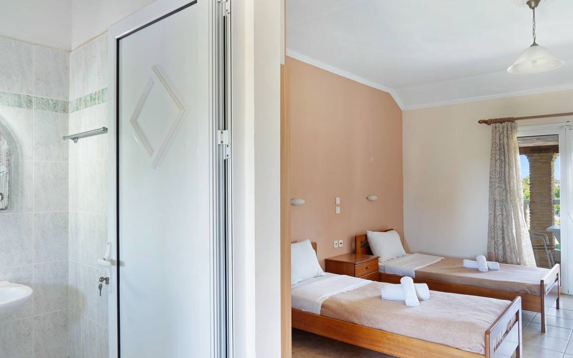 Photo of Bathroom in Tsilivi