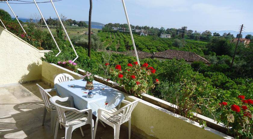 Photo of Patio Balcony in Drepano