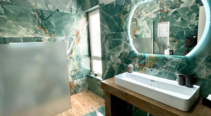Photo of Bathroom in Petaloudes