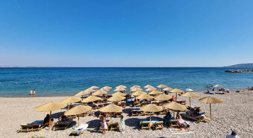Photo of Others in Paralia Agias Fotinis