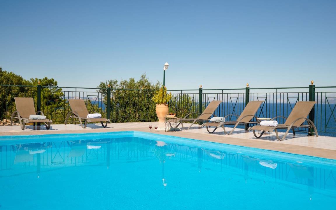 Photo of Patio Balcony in Koutsi