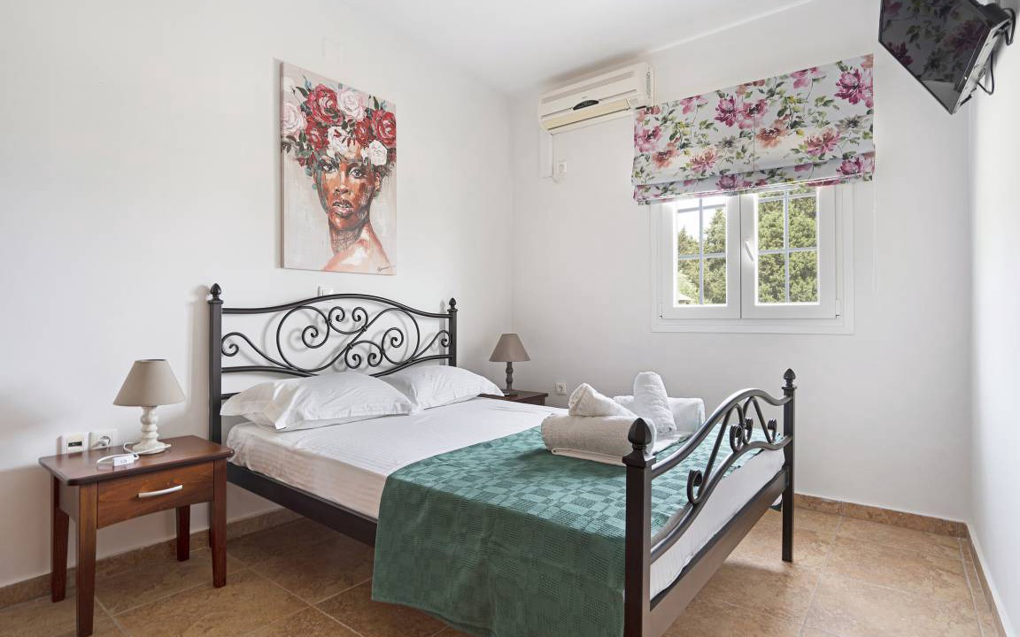 Photo of Bedroom in Kaminarata