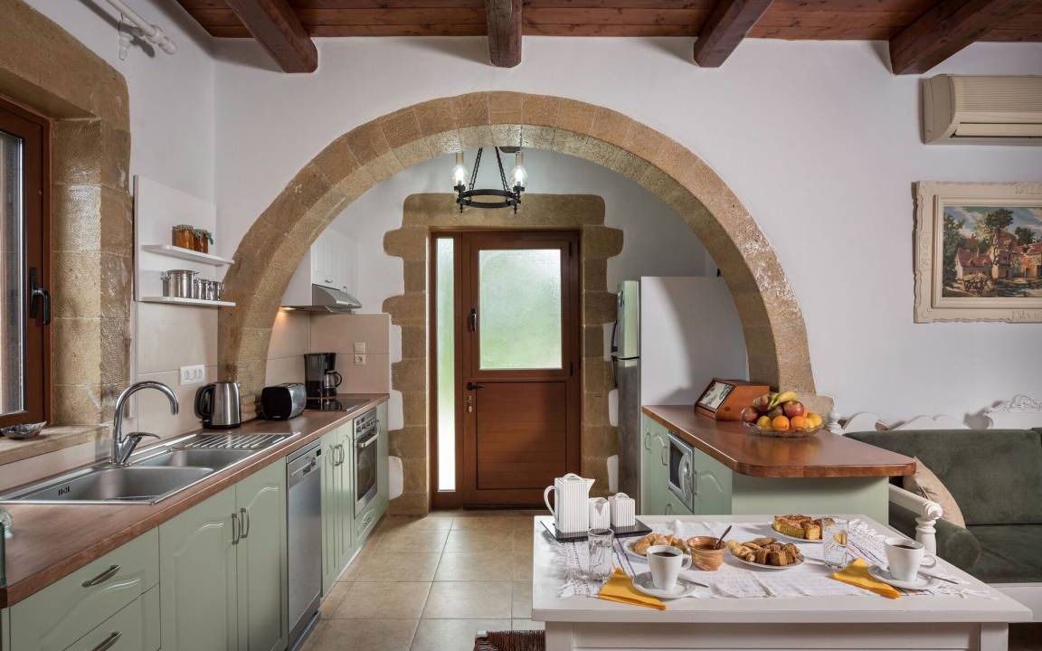 Photo of Kitchen in Embrosneros