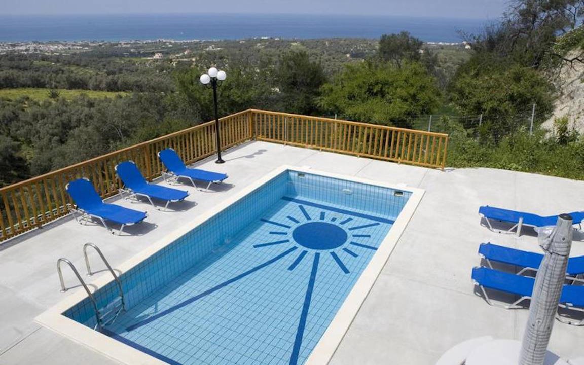 Photo of Patio Balcony in Adele