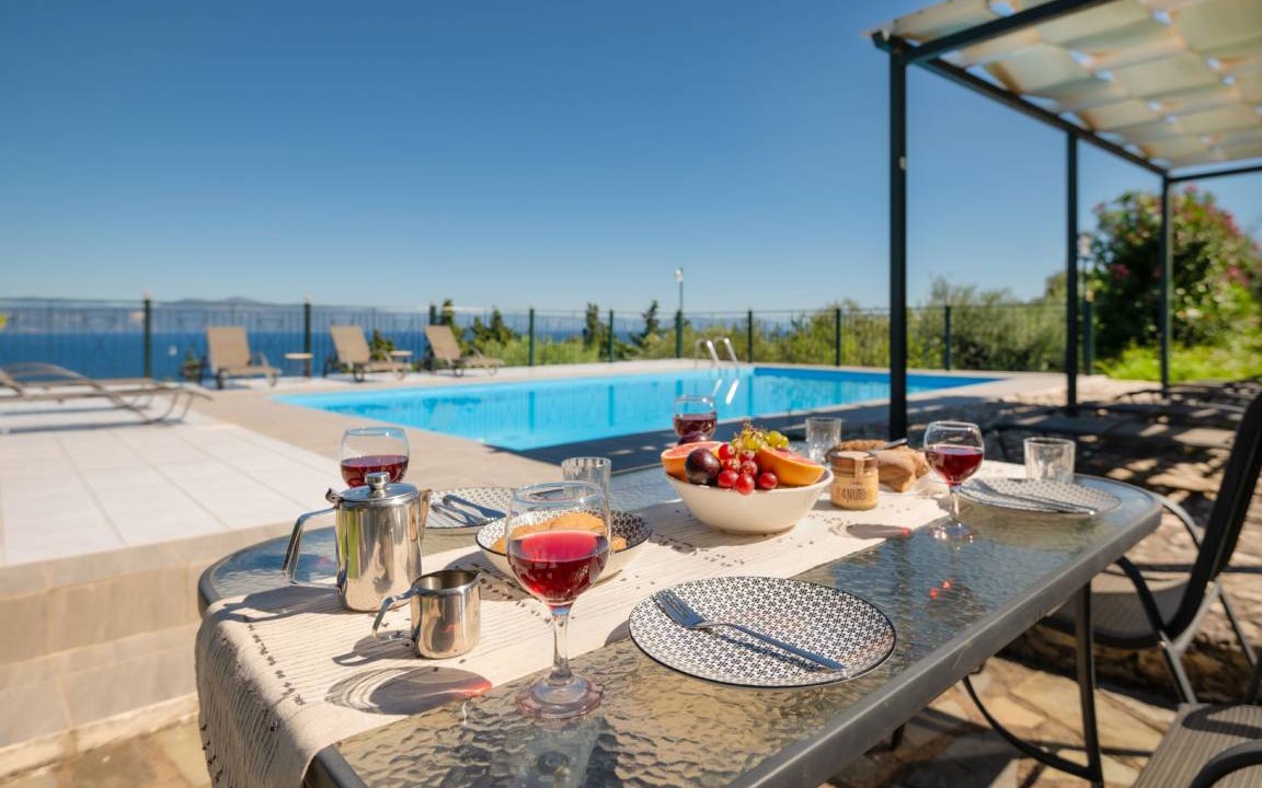 Photo of Patio Balcony in Koutsi