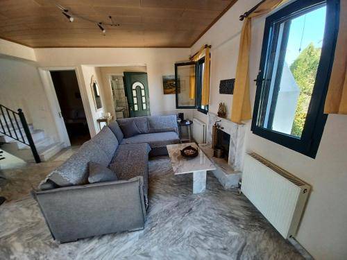 Photo of Livingroom in Marathon