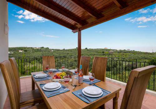 Photo of Patio Balcony in Galatas