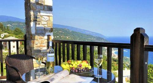Photo of Patio Balcony in Mouresi