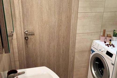 Photo of Bathroom in Nea Alikarnassos